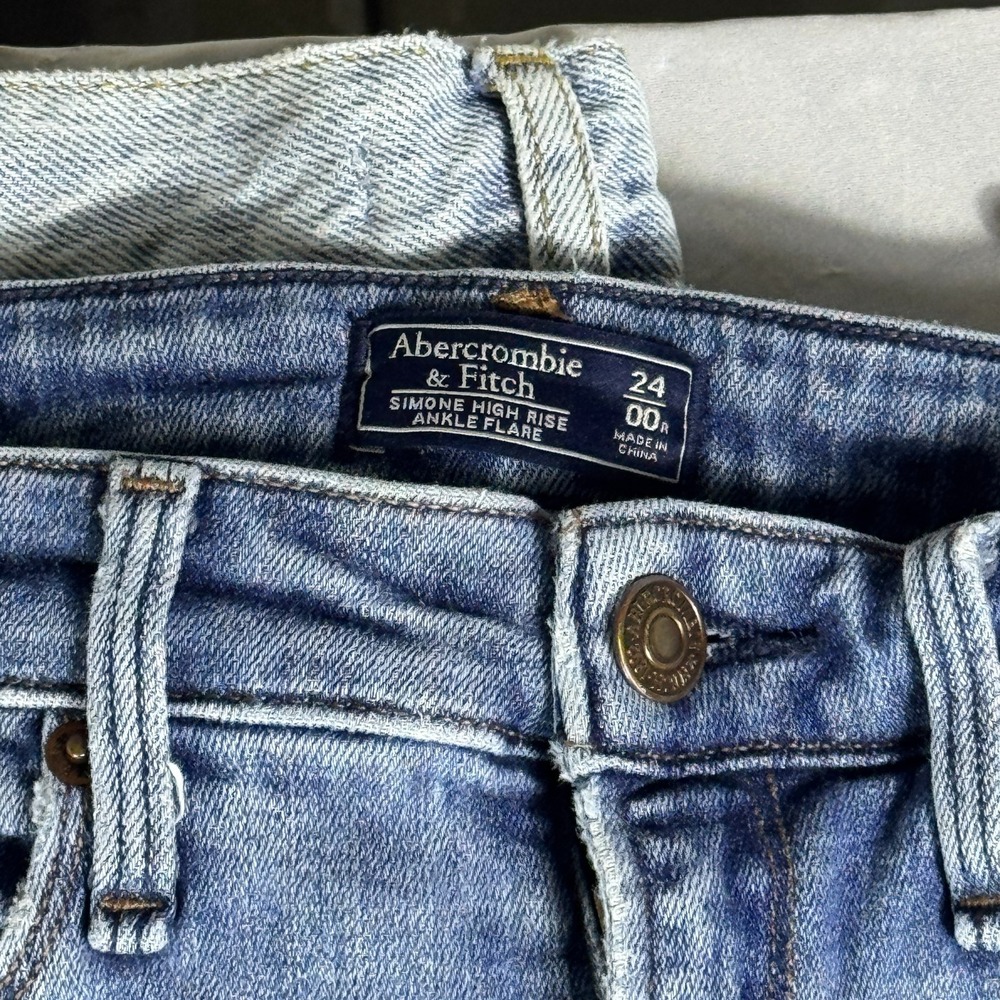 Abercrombie & Fitch Hollister Womens Bootcut Jeans Blue Distressed 24 Lot of 3 - Picture 8 of 10